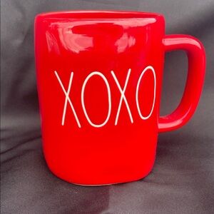 Rae Dunn XOXO Mug